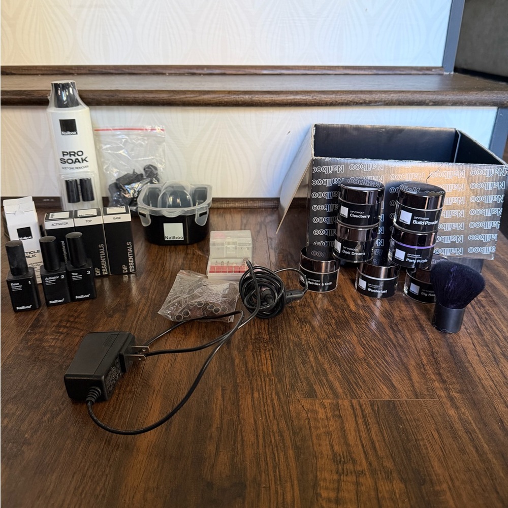 Professional Nail Dipping Powder Kit with Black and White Accents